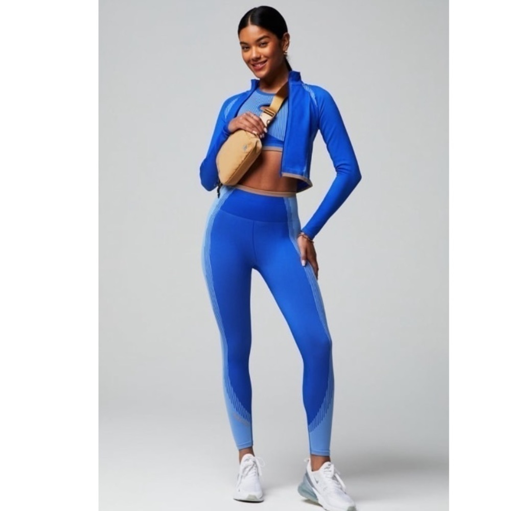 FABLETICS Seamless Fusion Leggings in LUMINARY BLUE